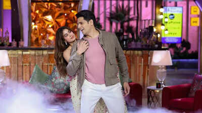 Janhvi Kapoor reveals she wants three kids, her quirky logic leaves Sidharth Malhotra in splits | Hindi Movie News