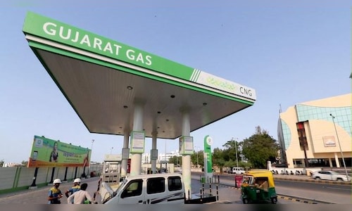 Gujarat Gas & Waaree Energy sign deal in boost for India’s lithium-ion battery drive