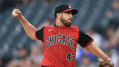 Cubs strengthen pitching depth by claiming Aaron Civale from White Sox on waivers | MLB News