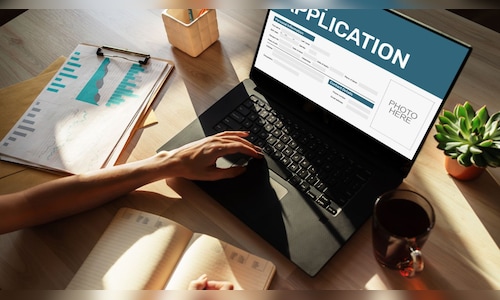 EaseMyTrip rejigs leadership: Prashant Pitti steps down, Nishant Pitti takes over as CMD