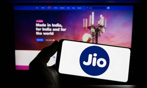 Reliance Jio appoints 17 banks for IPO, DRHP filing likely by March-end: Reports