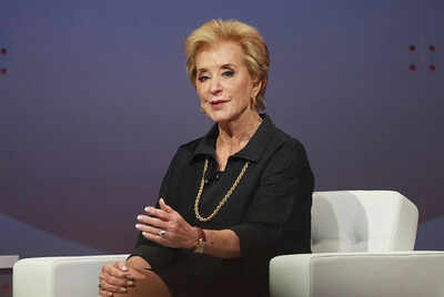 US Secretary of Education confirms on-time launch of 2026–27 FAFSA form, signaling return of competent oversight