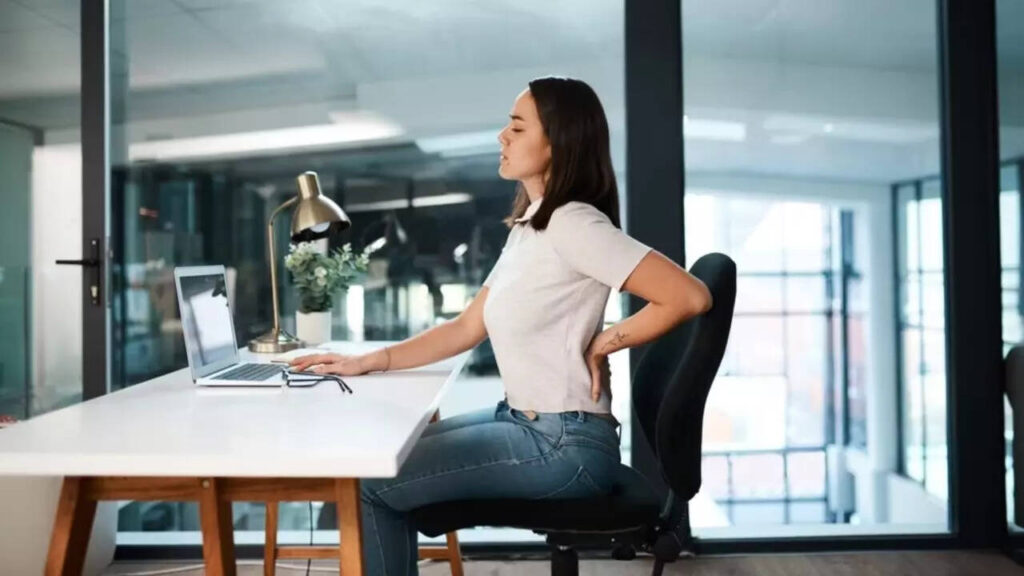 Tied to a desk for your 9-5 job? 7 cardiologist-approved habits can make your desk job healthier