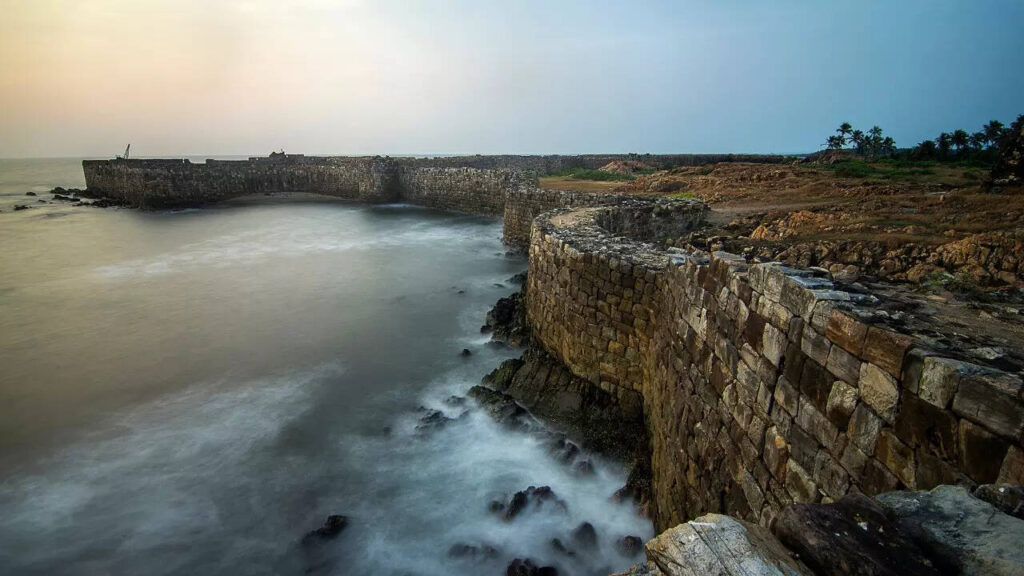 5 sea forts in Maharashtra that once ruled the Arabian coastline