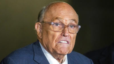 Rudy Giuliani injured in New Hampshire car crash: Hospitalized with fractured vertebrae; spokesman says Ex-NYC mayor in ‘good spirits’