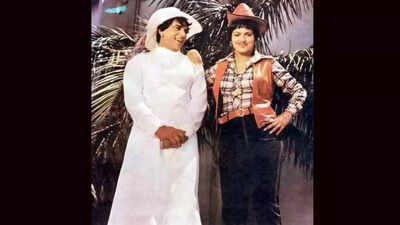 When Zeenat Aman called Dharmendra her favorite co-star, ‘he was strikingly handsome’—THROWBACK | Hindi Movie News