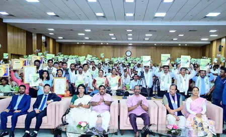 Now girls to study at Jharkhand’s prestigious Netarhat school from next session, declares Hemant Soren, ETEducation