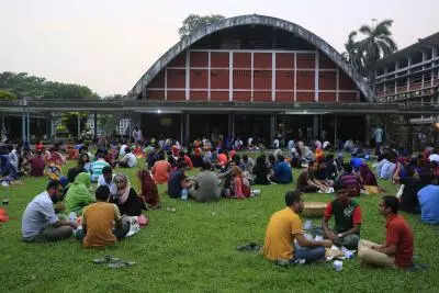 Chaos reigns in Bangladesh’s biggest university as student threatened with gang rape, ETEducation