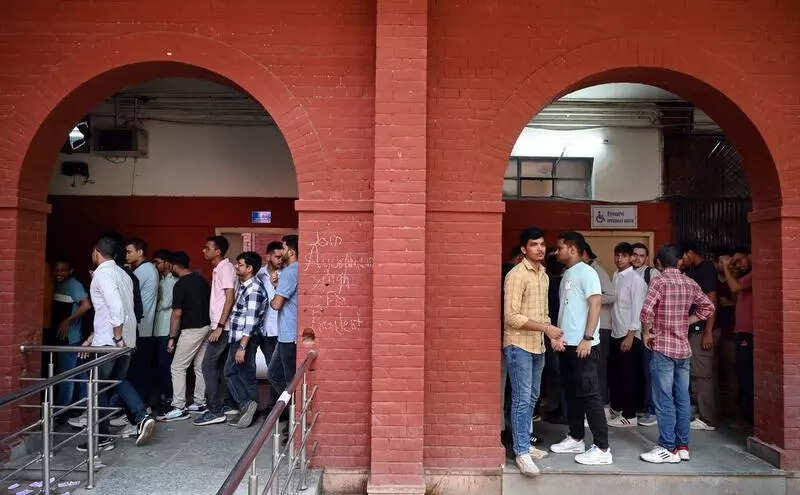 Students union organisations announce candidates for 2025 DUSU polls, ETEducation