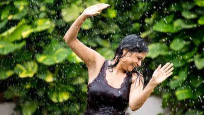 6 monsoon skincare hacks to combat humidity and stay fresh