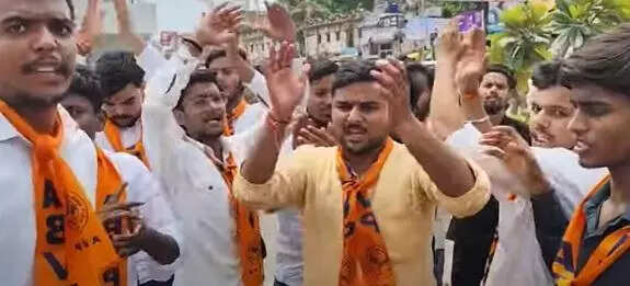 ABVP Stages Protest Against Udaipur VC’s Aurangzeb Remarks, ETEducation