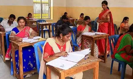 Recruitment delay leaves nearly 8,000 guest lecturers running Tamil Nadu colleges, ETEducation