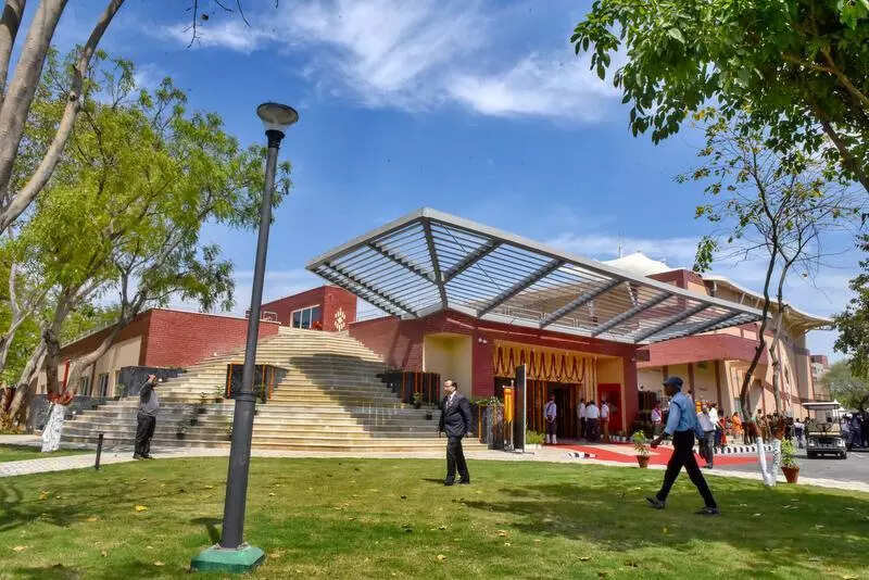 IP University holding up 50 crore in student refunds, ETEducation