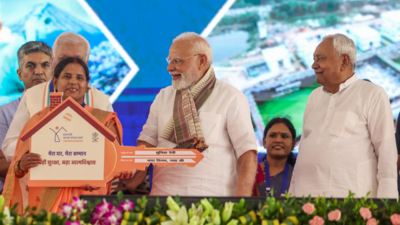 Abuse, outrage and women voters: Bihar’s political battle intensifies | India News