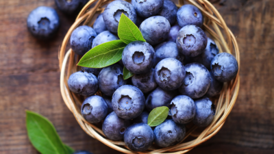Eating blueberries regularly can cut the risk of cardiovascular disease