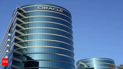 Oracle shares soar 35% on AI demand; market valuation nears 5 billion, semiconductor stocks rally