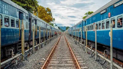 Aadhaar must for 1st 15 minutes of railway booking | India News