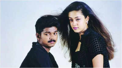 ‘Kushi’ Re-release: Thalapathy Vijay once said Jyotika’s acting SURPASSED his own in the film | Tamil Movie News