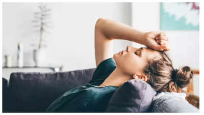 Brain Fog vs overworked mind and fatigue: How to tell the difference |