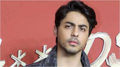 Aryan Khan FINALLY updates his Instagram profile; adds a display picture of himself | Hindi Movie News