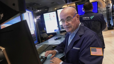 US markets today: Wall Street heads for fifth straight monthly gain; investors watch jobs, Fed, and government shutdown