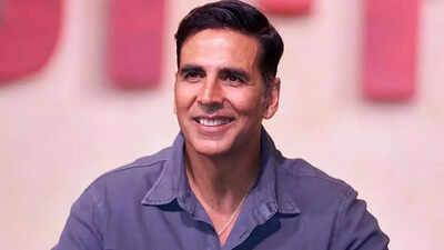 Akshay Kumar reveals his trick to avoid drinks at parties; admits eating chole puri, jalebis, barfis: ‘I have to fool people…’ |