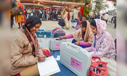 Bihar Assembly Polls: Election Commission to introduce colour photos, larger fonts on EVM ballots