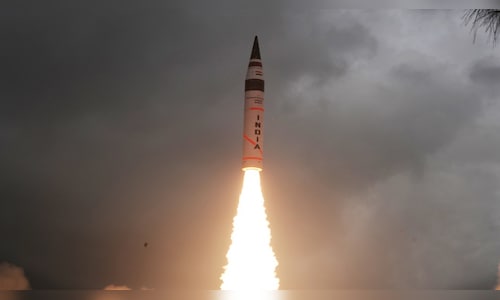 This Defence stock has risen 85% in the last five weeks with weekly volumes at three-month high