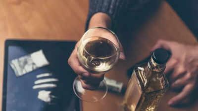Dementia: New study reveals link between alcohol and risk of dementia; what is the ‘safe’ limit? |