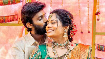 Topu cooku dupe cooku fame Dheena and Pragathi celebrate parenthood with a joyous baby shower |