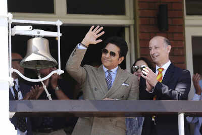 Sorry Virat! AB de Villiers picks Sachin Tendulkar in his top 5; includes tainted Pakistan bowler | Cricket News