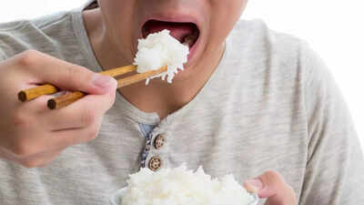 Does eating rice make you lethargic: The real science behind post-meal sleepiness |