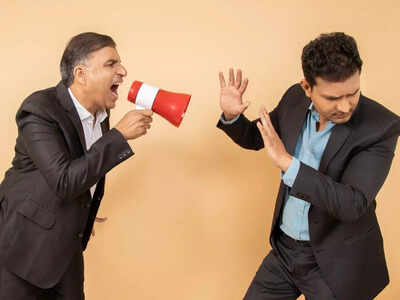 What? Boss scolds hospitalised sick employee for not informing about emergency leaves earlier– Here’s how to be a good people manager |