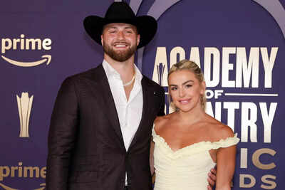 Dallas Cowboys TE Jake Ferguson’s fiancee Haley Cavinder and twin sister Hanna go honest about transformation surgery in new IG video | NFL News