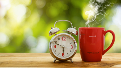 Neurologist reveals why that morning alarm might be dangerous for the heart