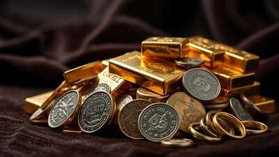 Gold, silver hit new highs amid global tensions