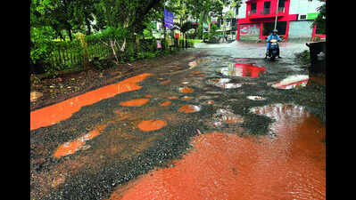 Rain momentum slows, but yellow alert today | Goa News