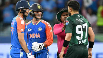 Did Gautam Gambhir send Rinku Singh to calm Shubman Gill and Abhishek Sharma during fiery India vs Pakistan clash? WATCH fresh video | Cricket News