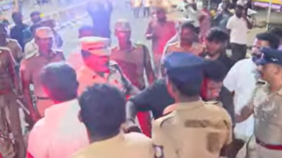 10 die in stampede-like situation during TVK leader Vijay’s Karur campaign | Chennai News