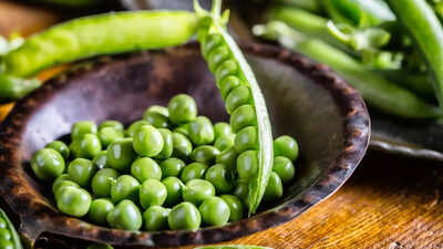 The hidden risks of eating green peas daily: What you need to know |