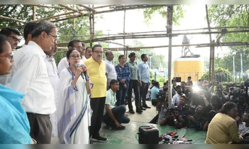 Mamata blames BJP for misuse of power as Army removes TMC’s protest stage in Kolkata