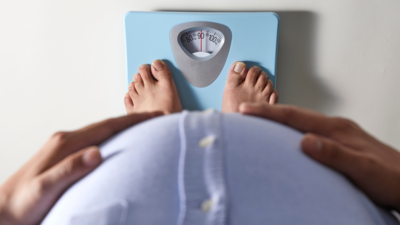 What is the best time to check weight, and how to know if one has water weight |