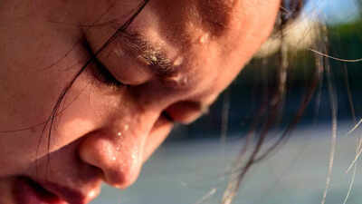 What causes excessive sweating on the face and head: Understanding craniofacial hyperhidrosis |
