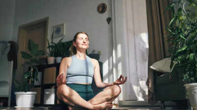 How just 10 minutes of daily yoga can strengthen your lungs during Diwali season