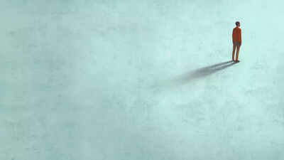 Half of the Americans struggle with loneliness: What experts wants you to know |