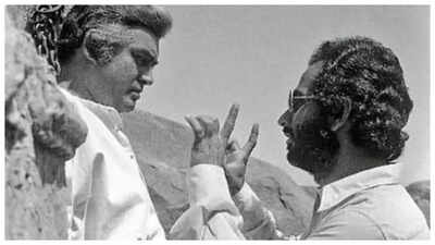 Ramesh Sippy on ‘Sholay’ Climax: “We had to accept the verdict during the Emergency” | Hindi Movie News