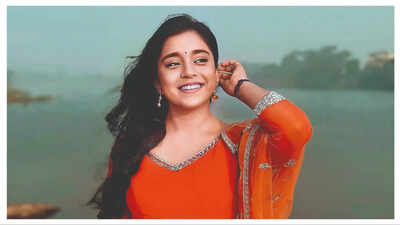 Bollywood will happen when it has to: Sumbul