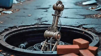 Maharashtra: 100 robotic sewer cleaners to be bought for Rs 100cr; manual scavenging to end | Mumbai News