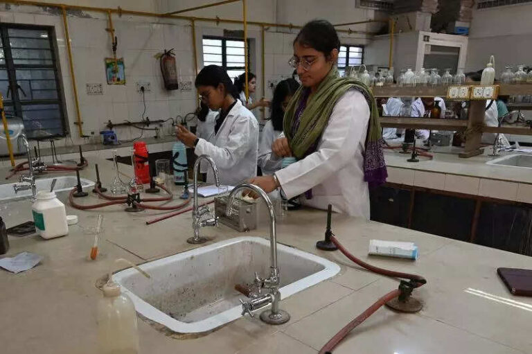 BSc chemistry most sought basic science course in govt colleges, ETEducation