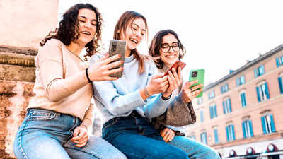 Watching videos can be as effective as meditation? Here’s how to do it right to reduce stress |